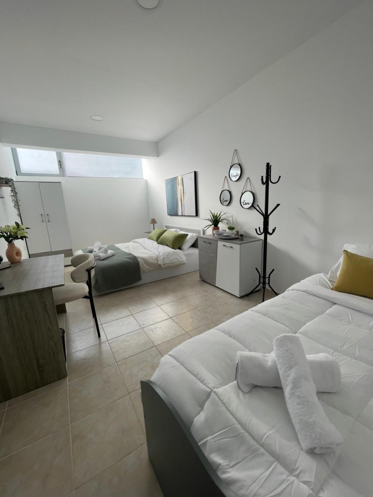 Aiolos Chania Center Luxury Apartment Near The Garden Chrissi Akti Chania Exterior foto