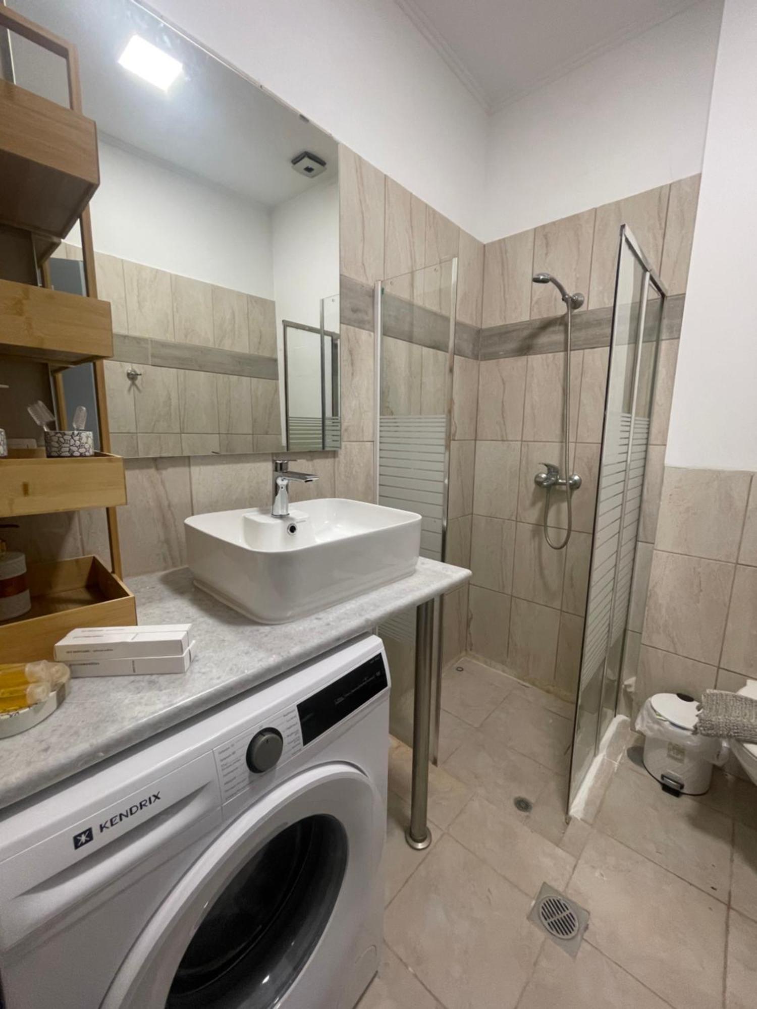Aiolos Chania Center Luxury Apartment Near The Garden Chrissi Akti Chania Exterior foto